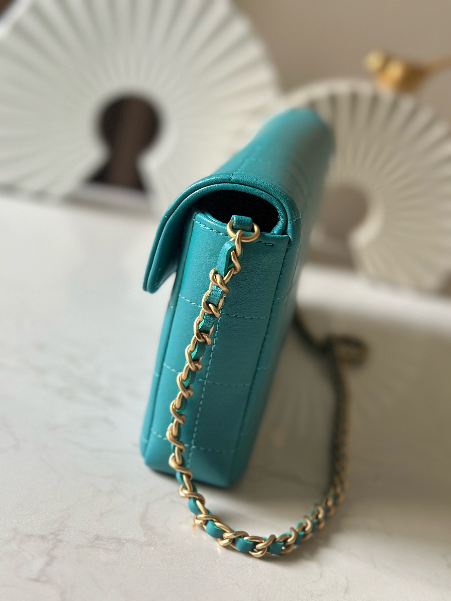 Ch**el classic chocolate bar flap chain bag 26x13x4cm