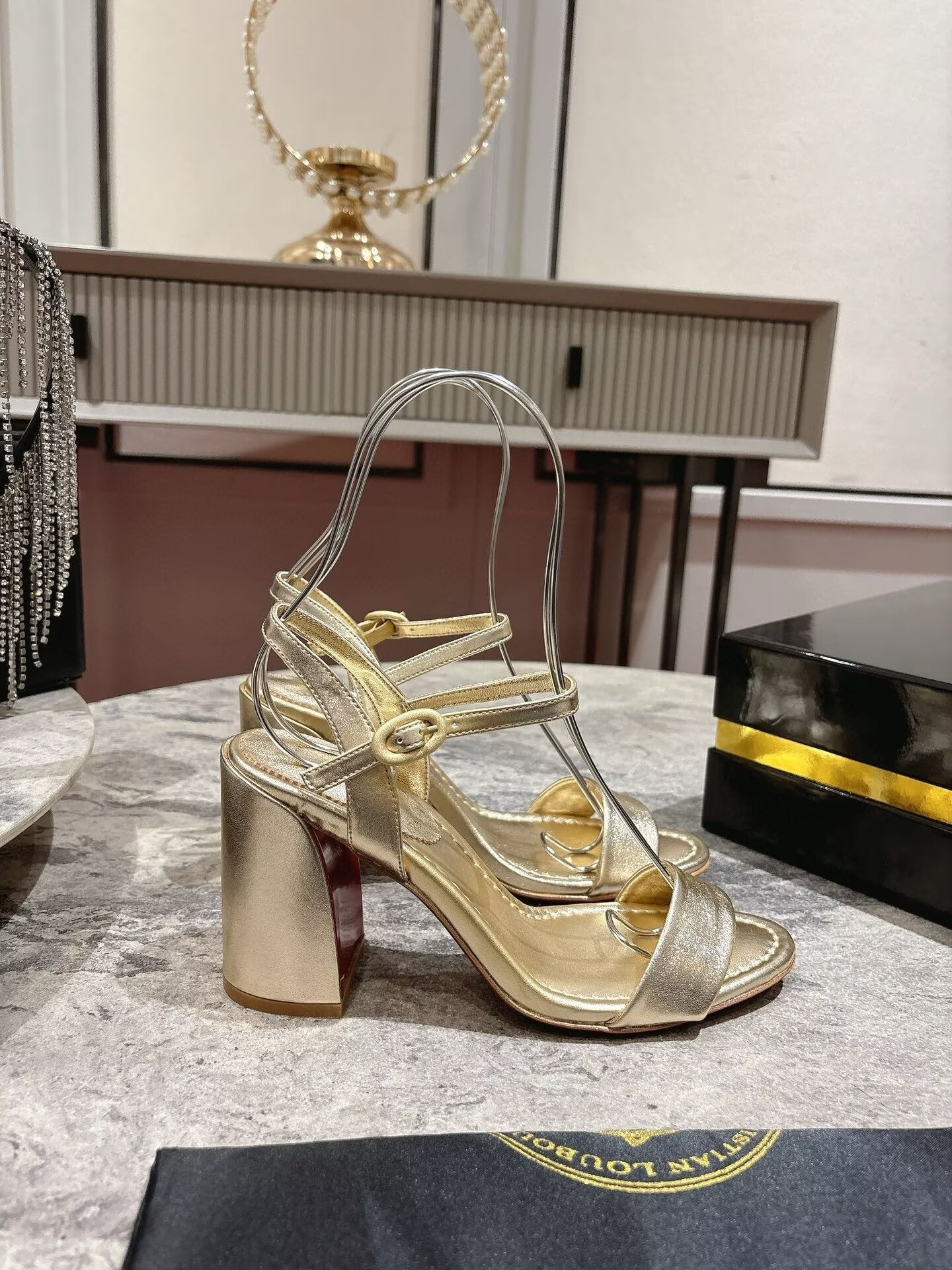 ua chr1st1an louboutin miss jane leather sandals(cusT0mized, no exchange no return, about 15 days)