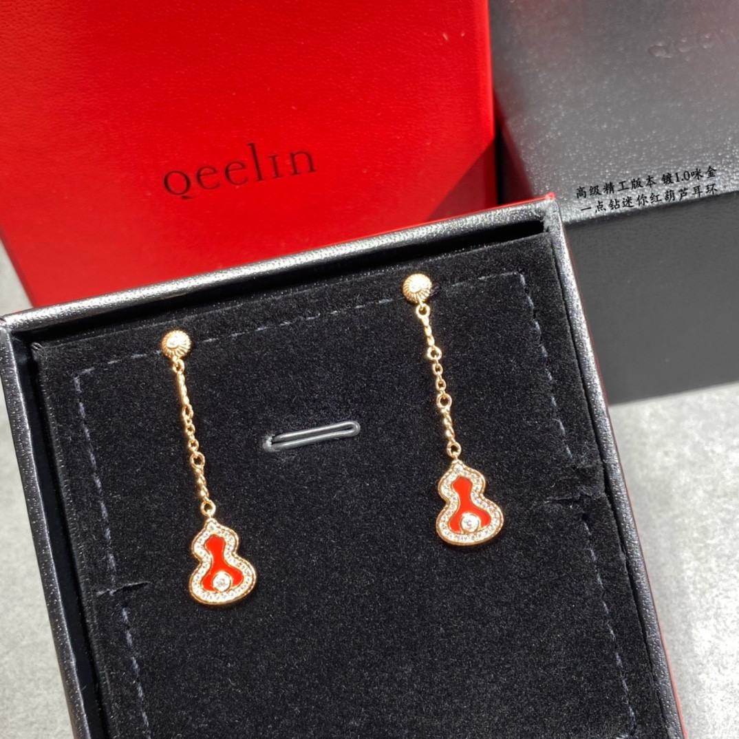 Qeelin Mini D1am0nd Red Gourd Earrings