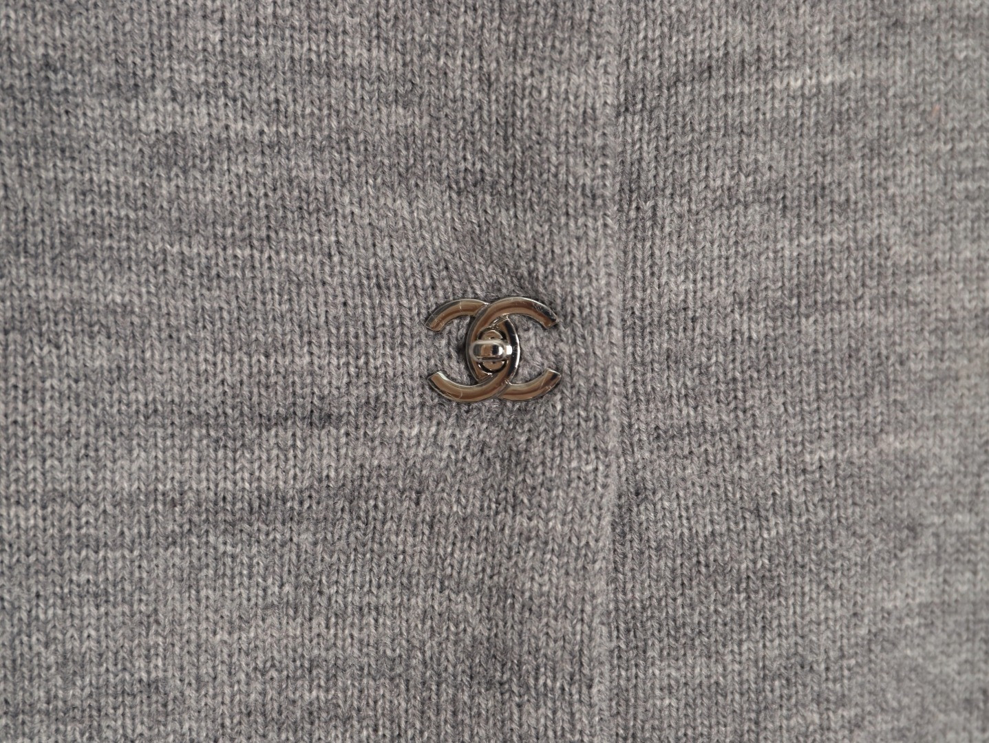 Ch**el Knitting Cardigan