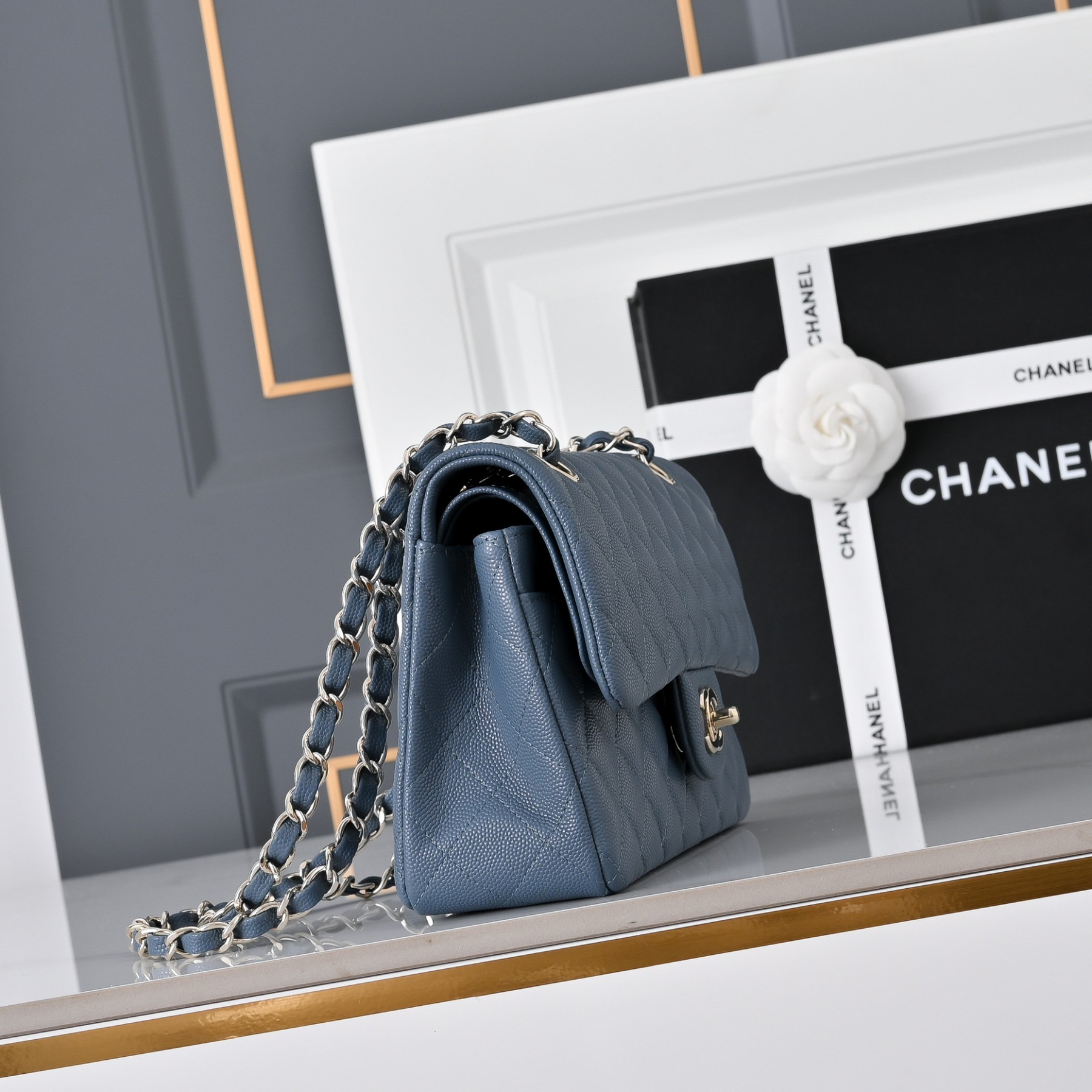 Ch**el classic flap handbag dusty blue with light gold hardware and caviar leather a01113 23x14.5x6cm
