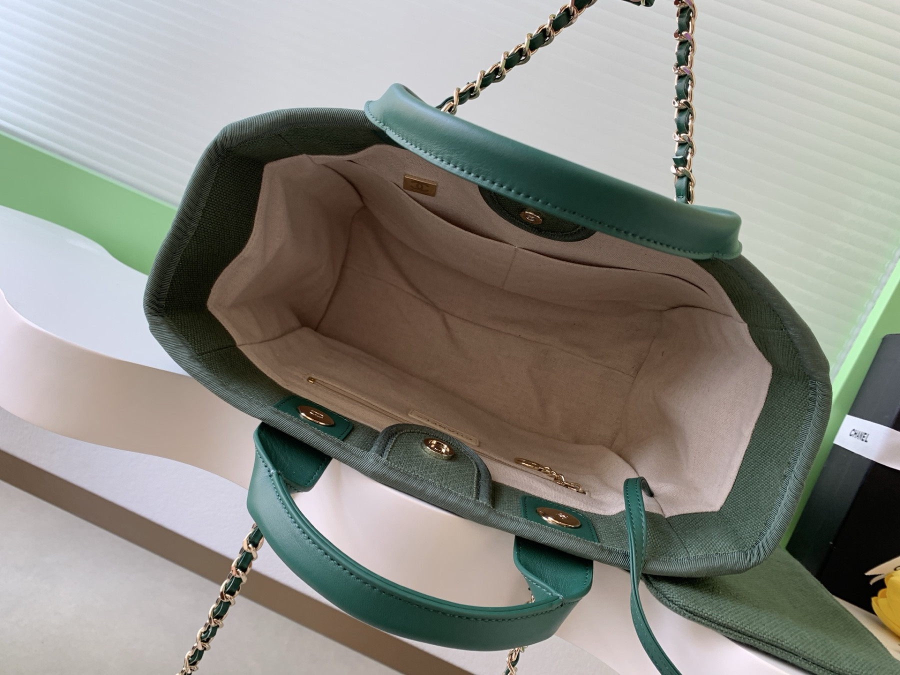 Ch**el deauville tote shopping bag 33x22x13cm