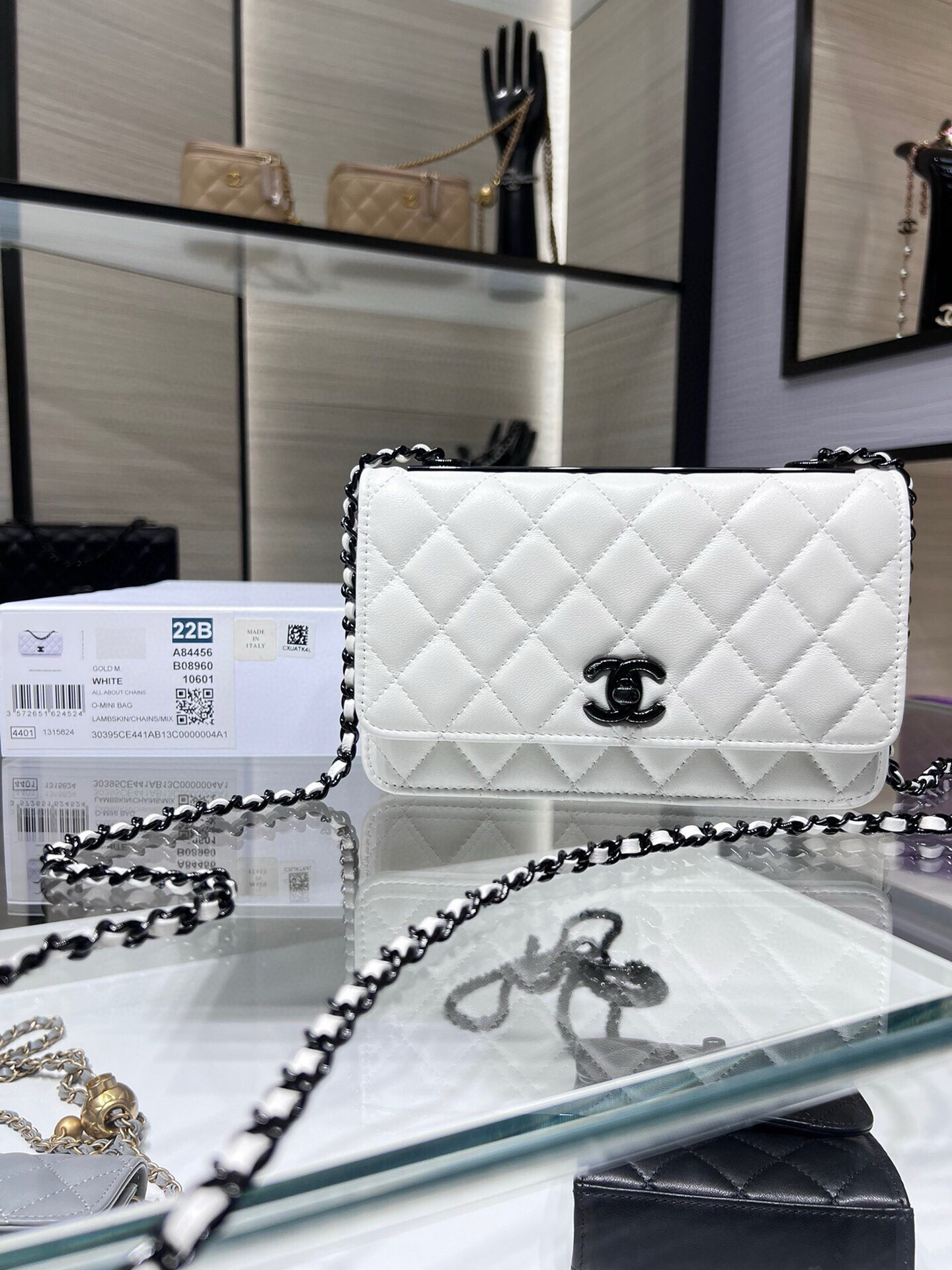 Ch**el woc trendy cc wallet on chain 19x12x3.5cm