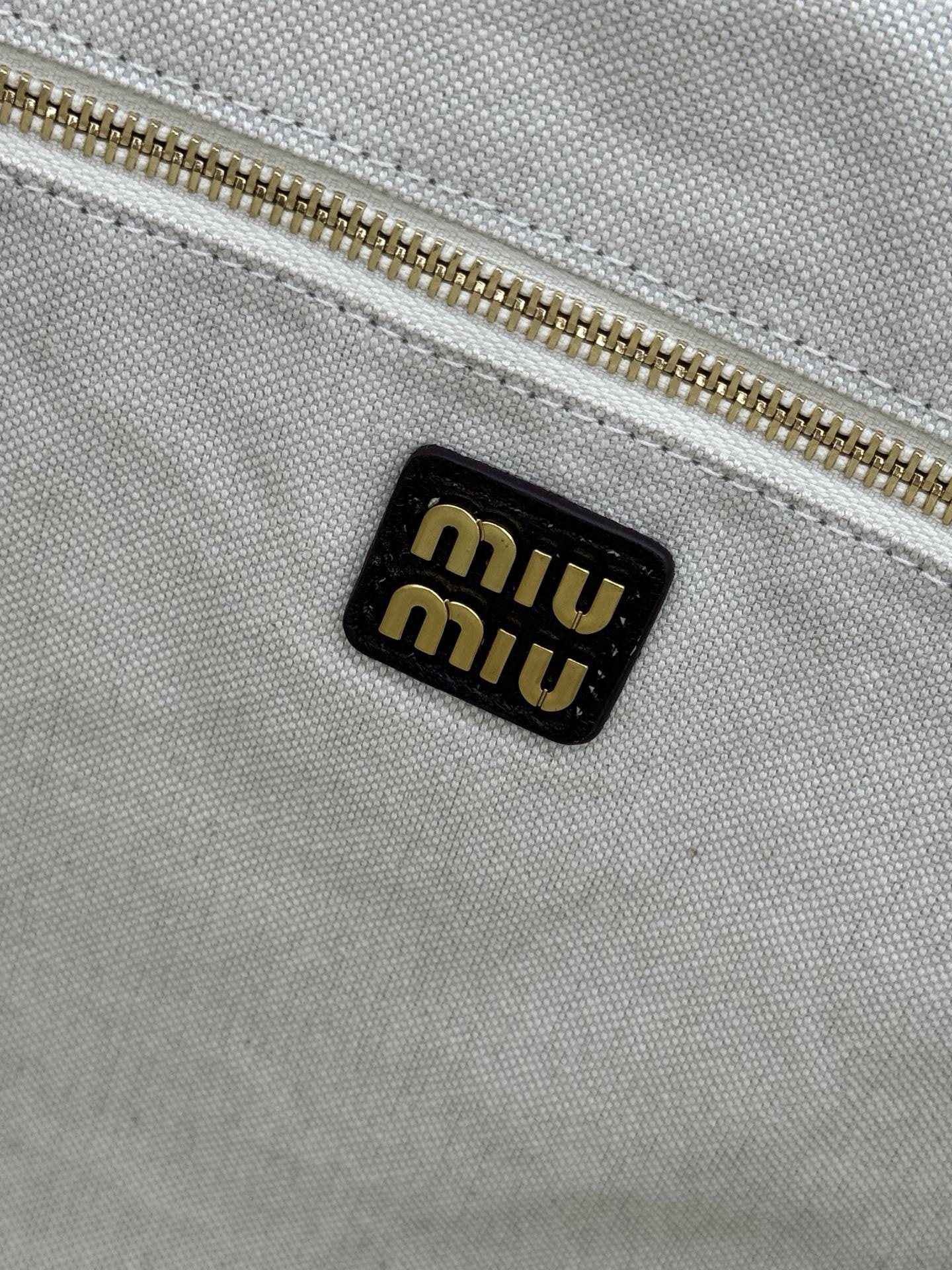 M1v M1v ivy bag 37x 36x18cm