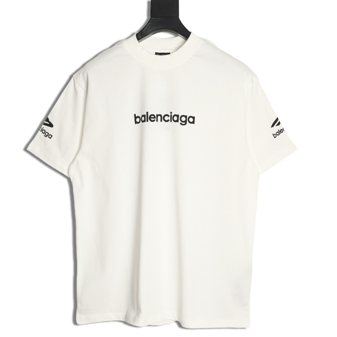 Ba1en*iaga short-sleeved t-shirt