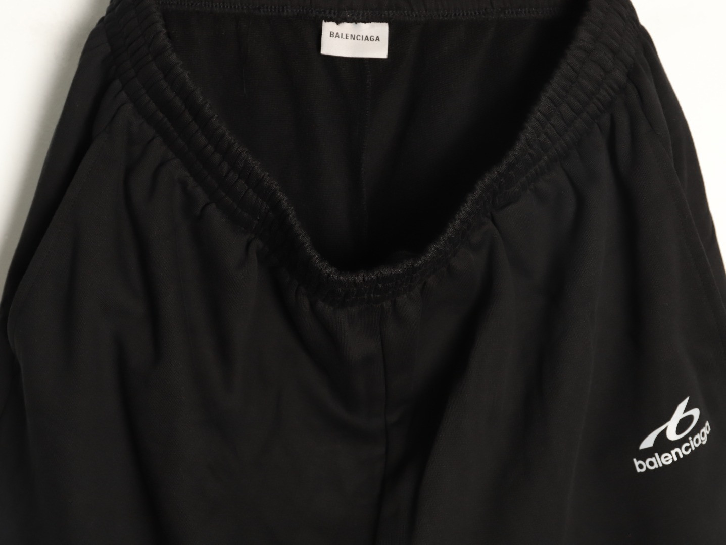 Ba1en*iaga 26ss shorts