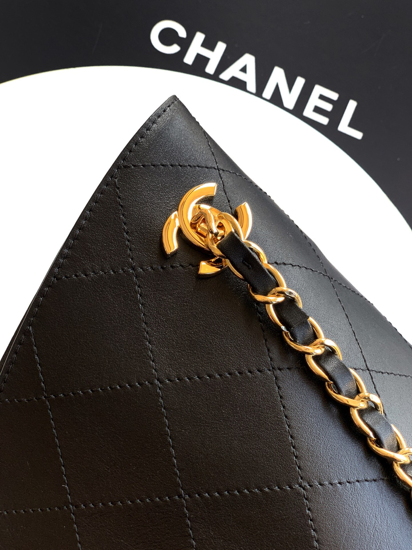 Ch**el shopping bag 38x25x9.5cm