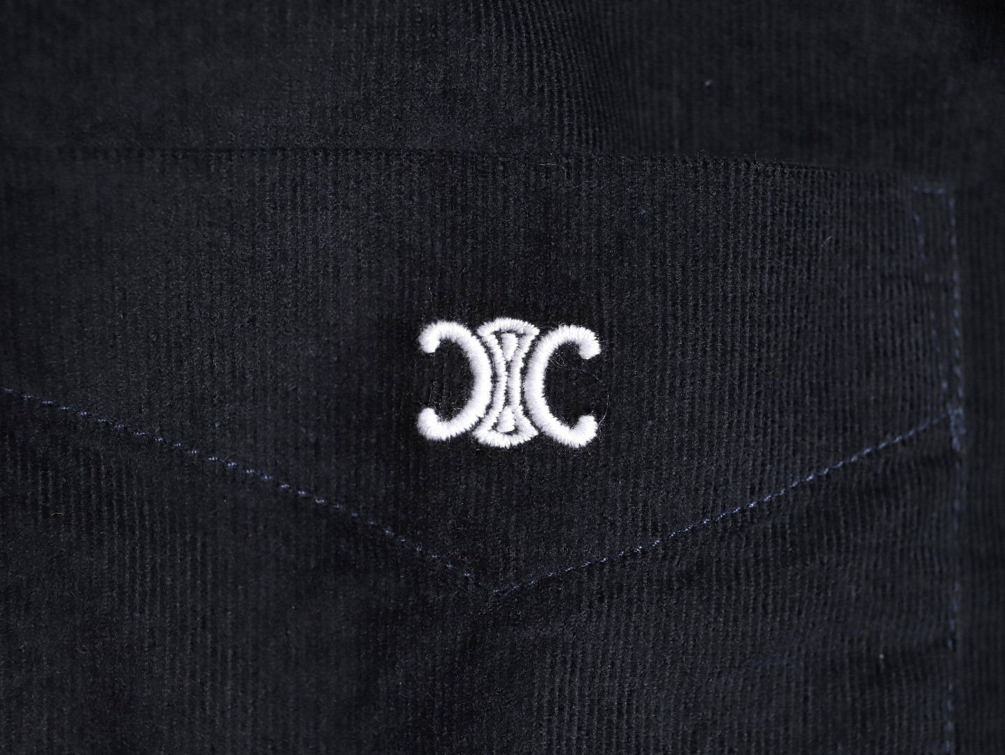 Ce1i*e Long-sleeved Shirts