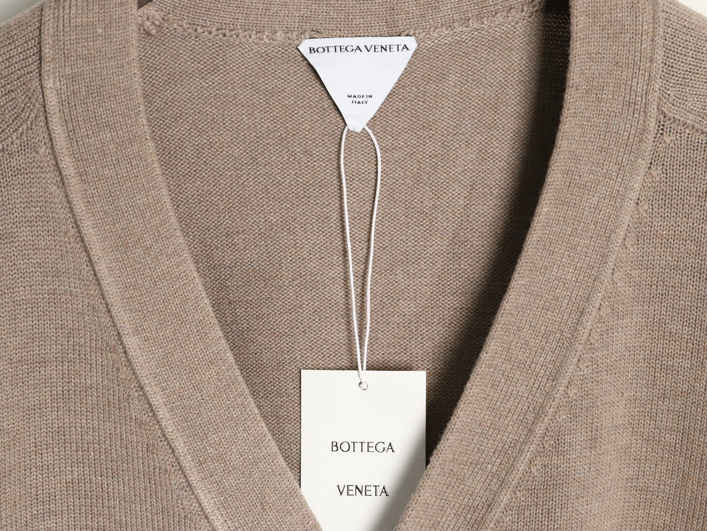 b0tt*ga Ven*ta cardigan sweaters
