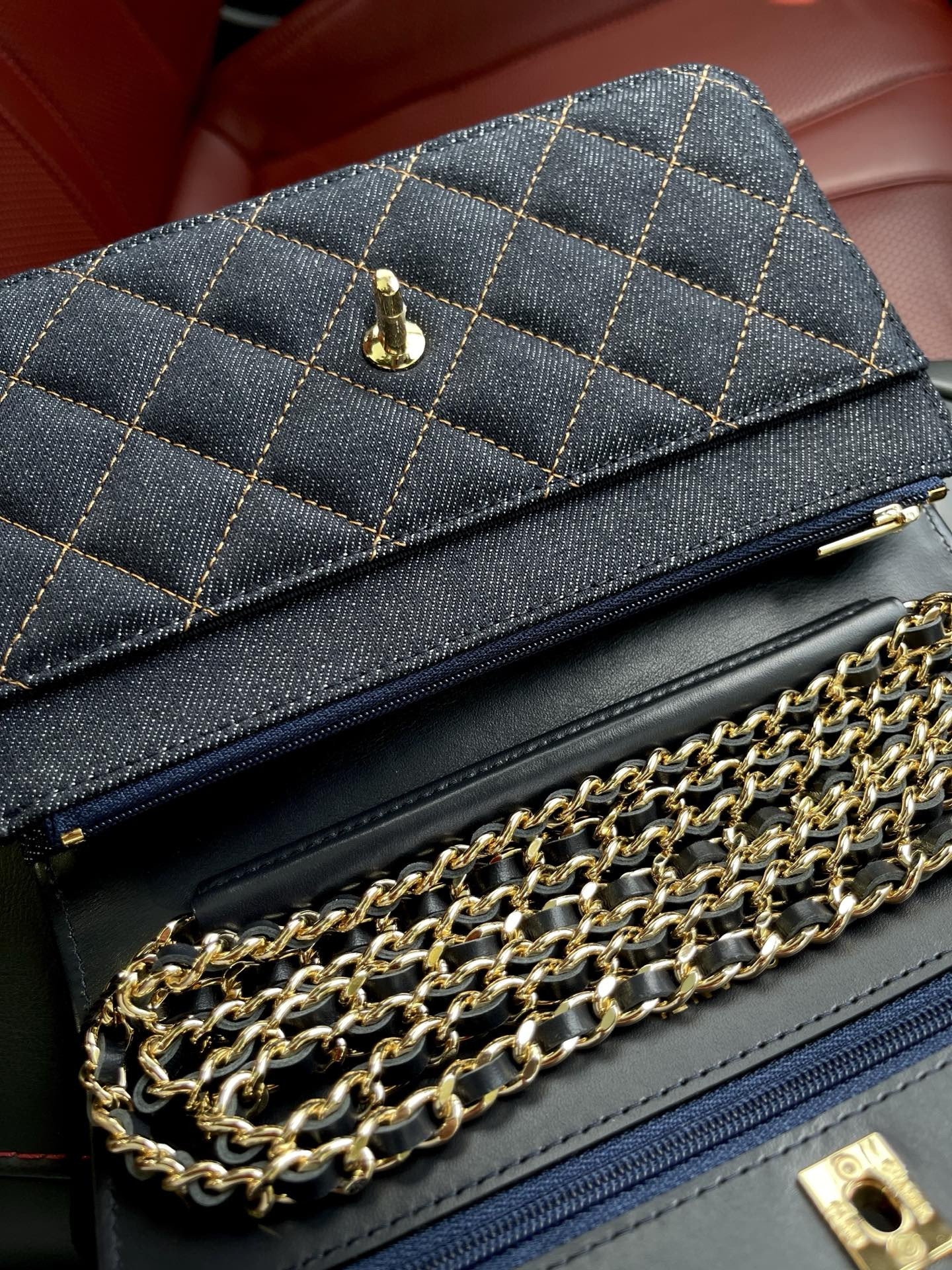 Ch**el woc classic wallet on chain 19.5x12x3.5cm