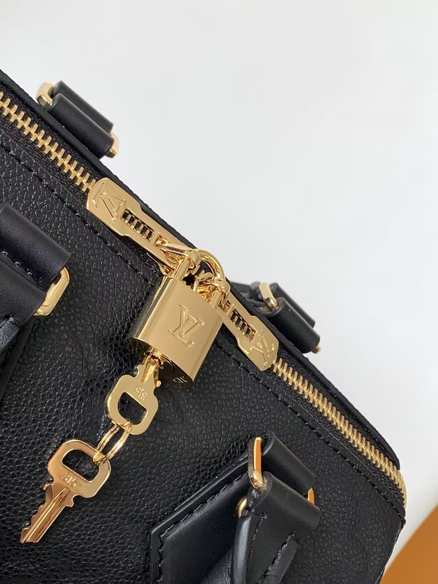 LV Speedy Bandoulière 20 M58953 20x13x12cm