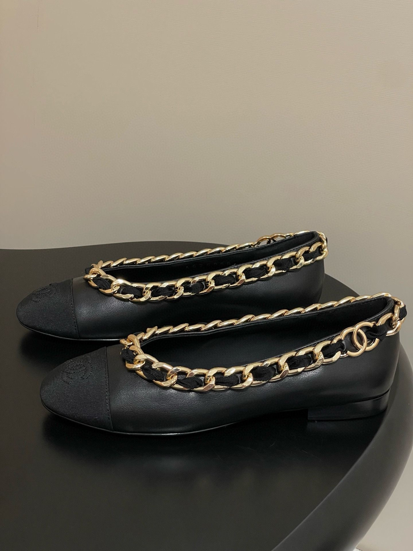 UA Ch**el Ballet Flats