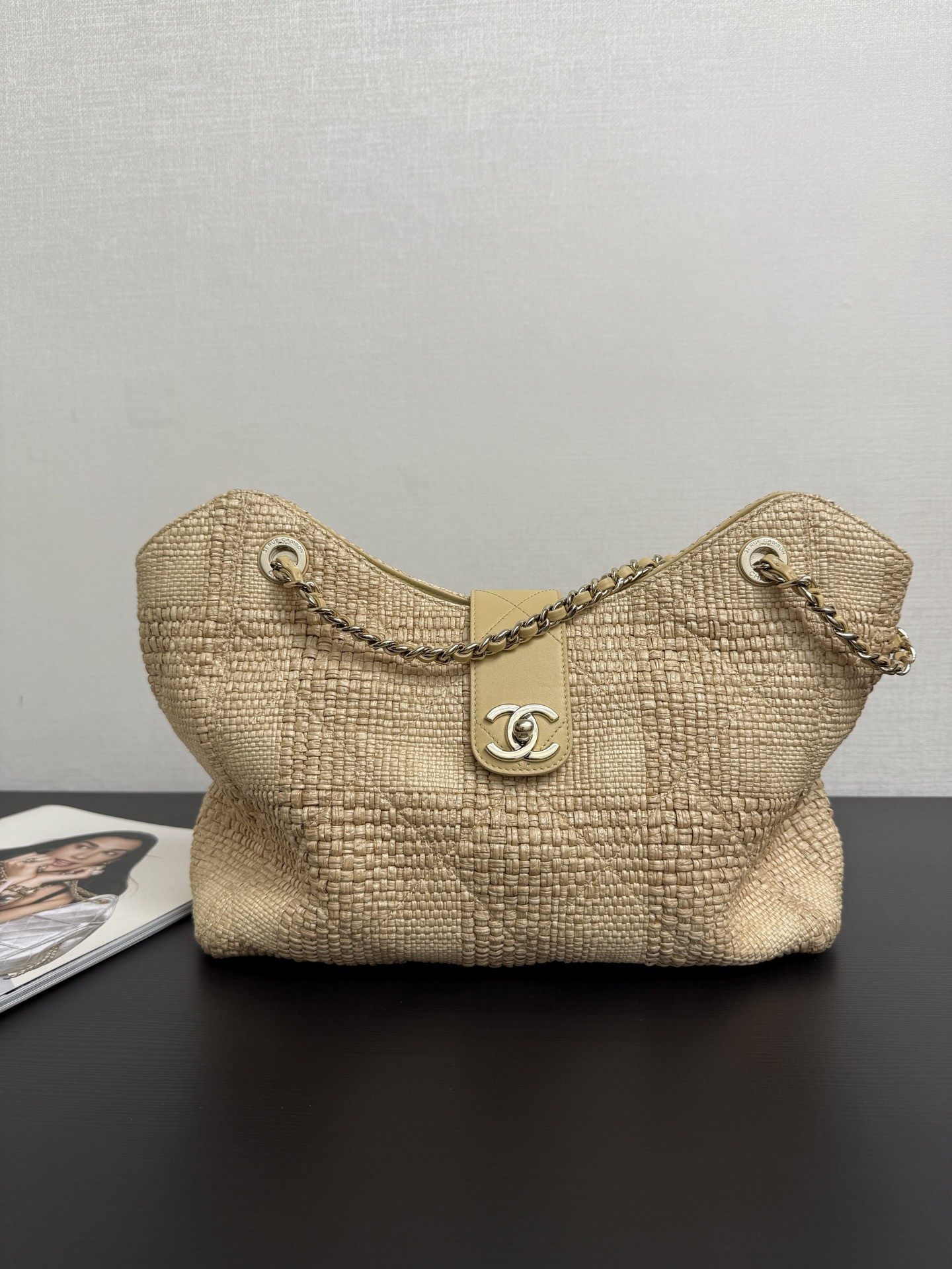 Ch**el shopping bag 26x40x12cm