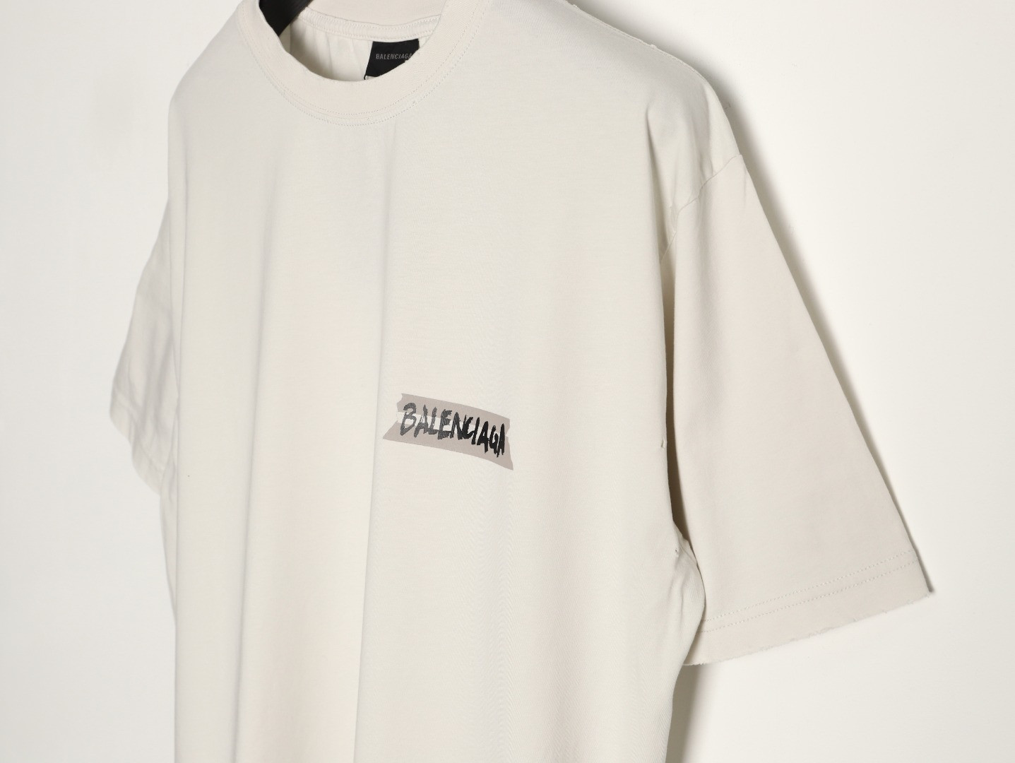 Ba1en*iaga short-sleeved t-shirt