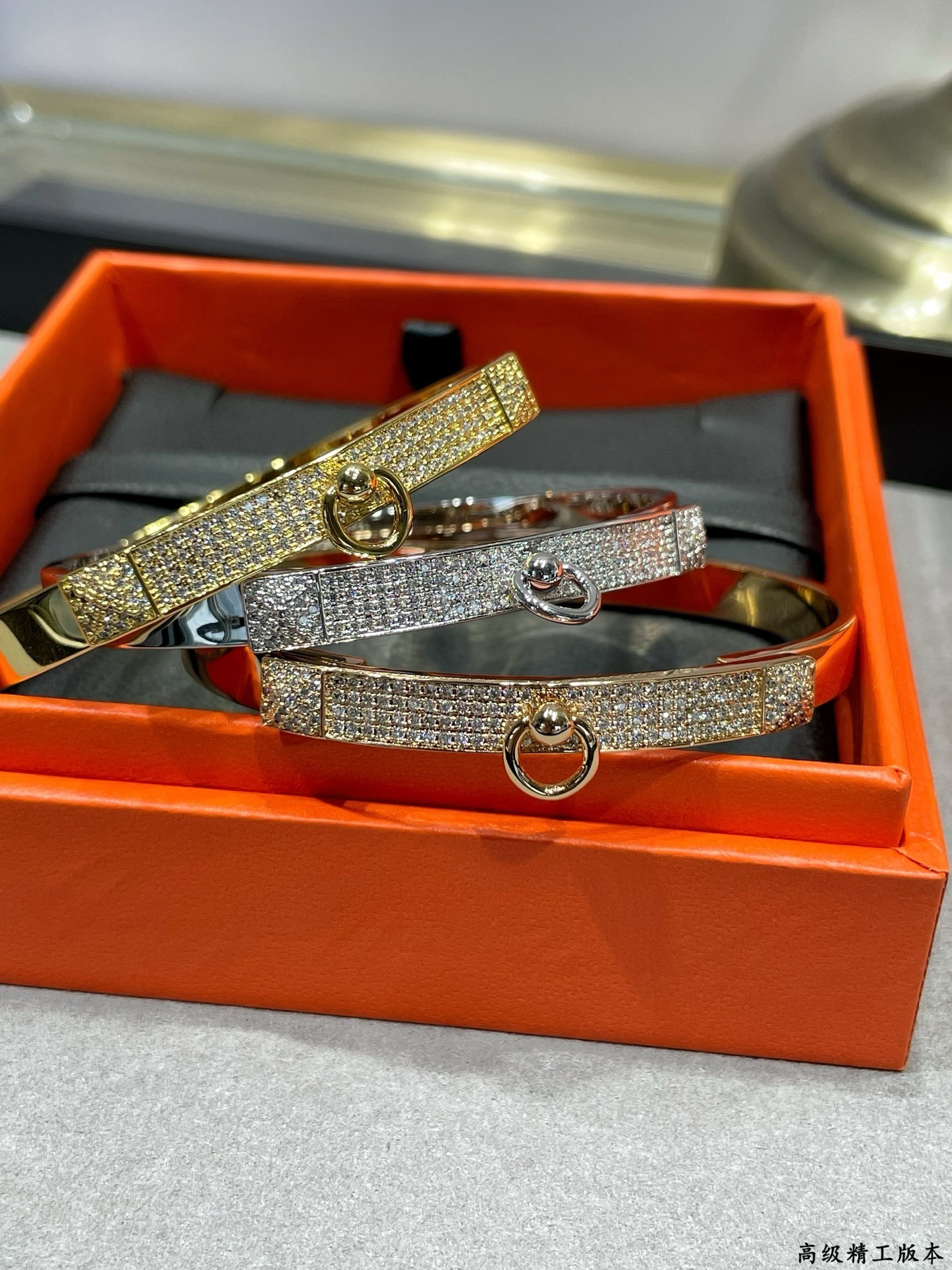 H**me5 Rivet Half D1am0nd Bracelet