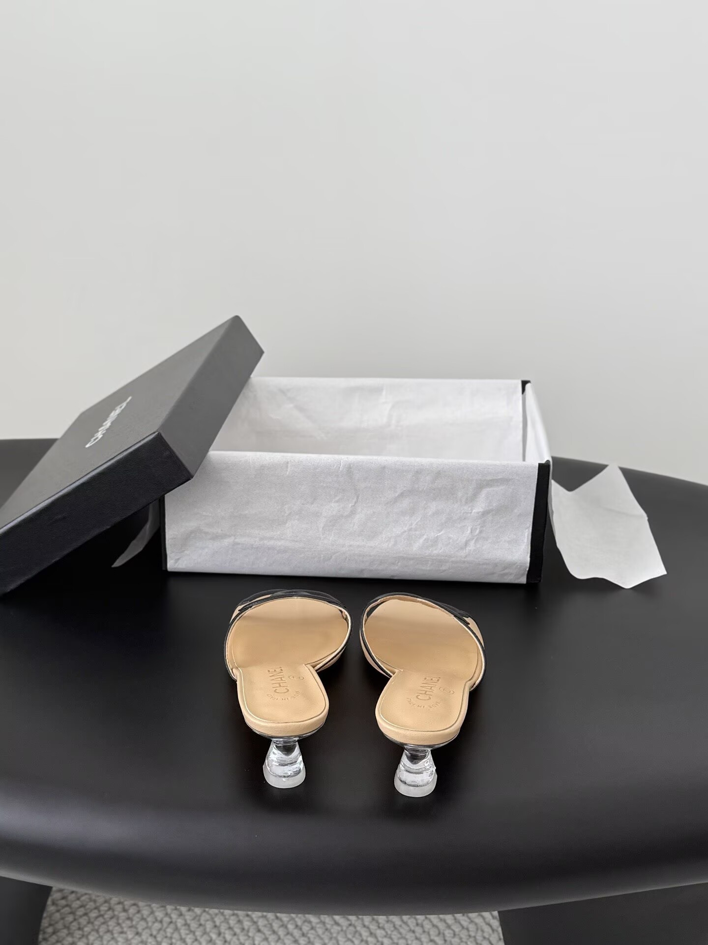 ua Ch**el sandals 4.5cm heel