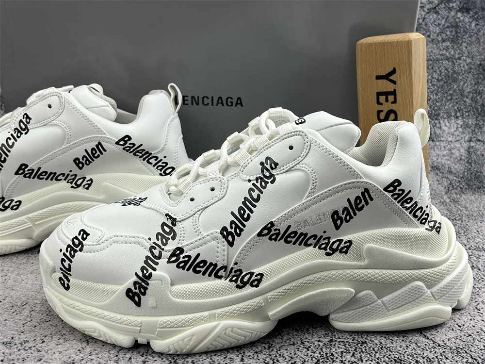 UA TRIPLE S CLEAR SOLE WHITE