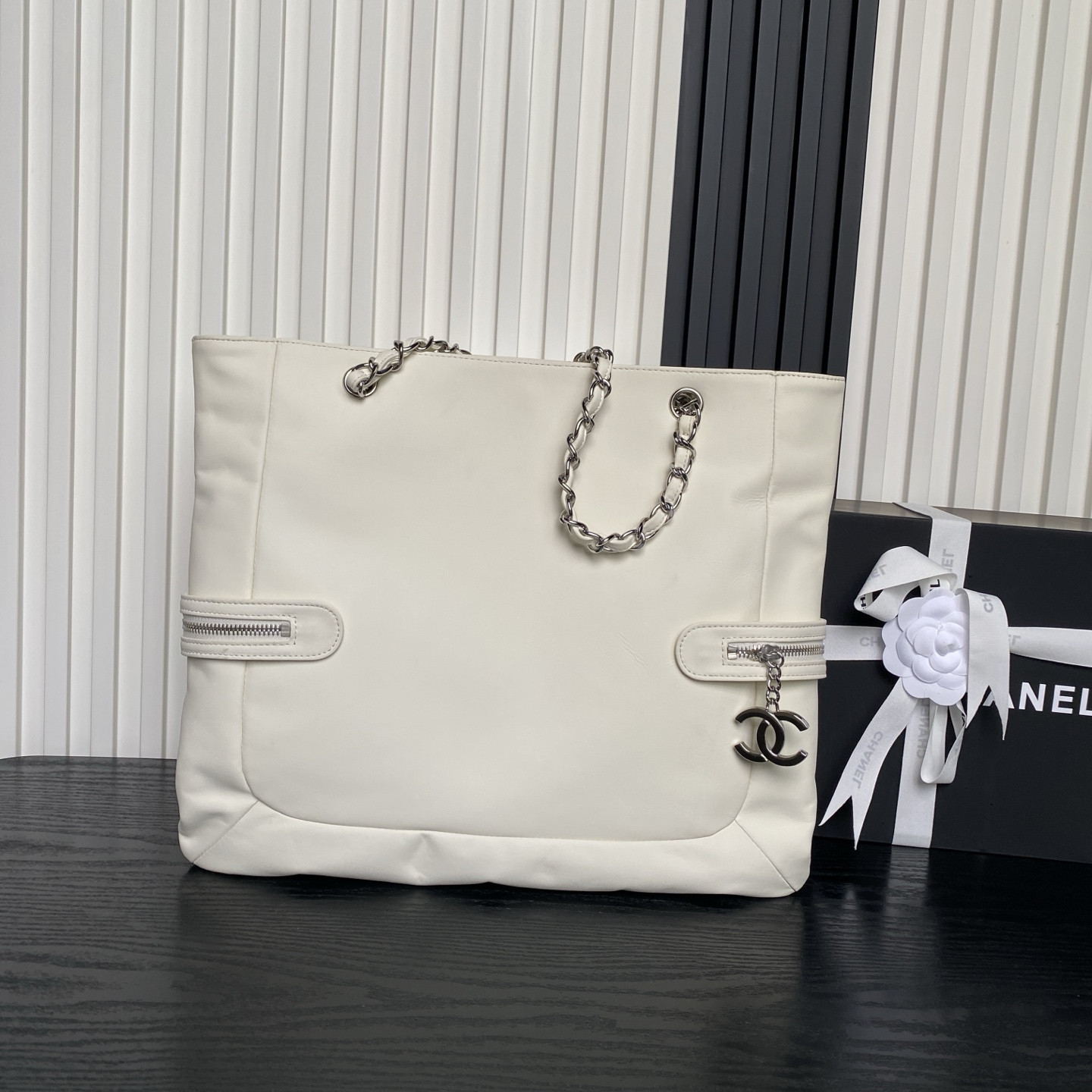 Ch**el vintage graffiti expandable tote bag as9903 38x33cm