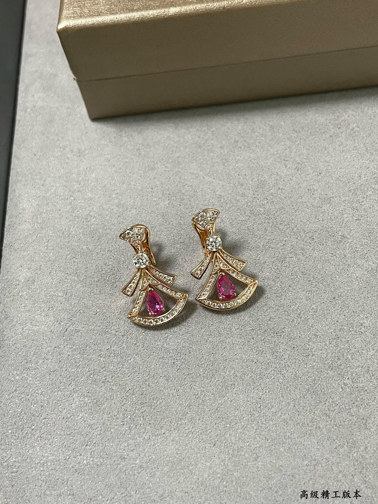 Bv1g*ai Red D1am0nd fan-shaped skirt Earrings