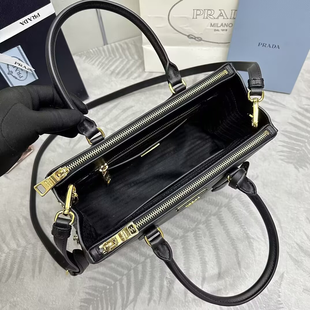 Pra*a galleria medium saffiano leather bag 28x20x12cm