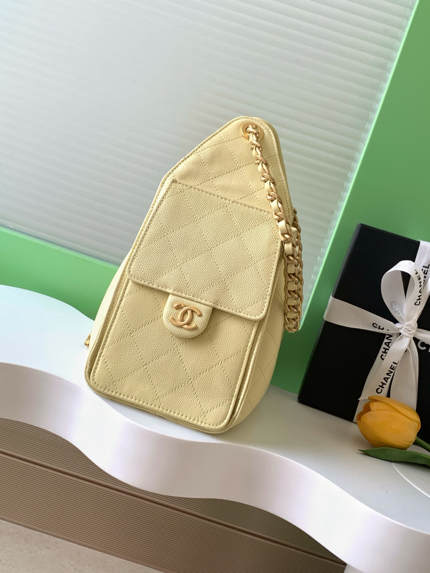 Ch**el 25c bucket bag 26x30x14cm