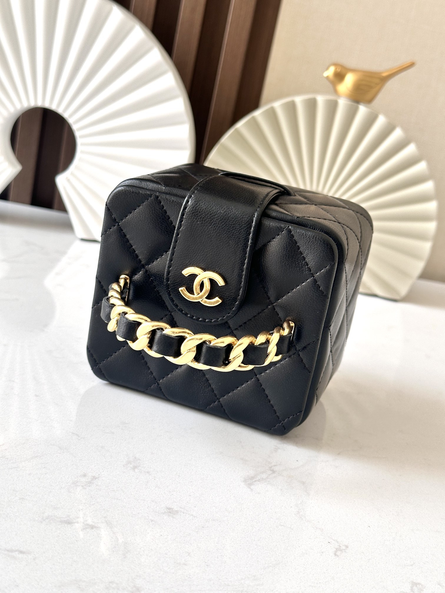 Ch**el vintage cosmetic bag 11x9.5x8.5cm