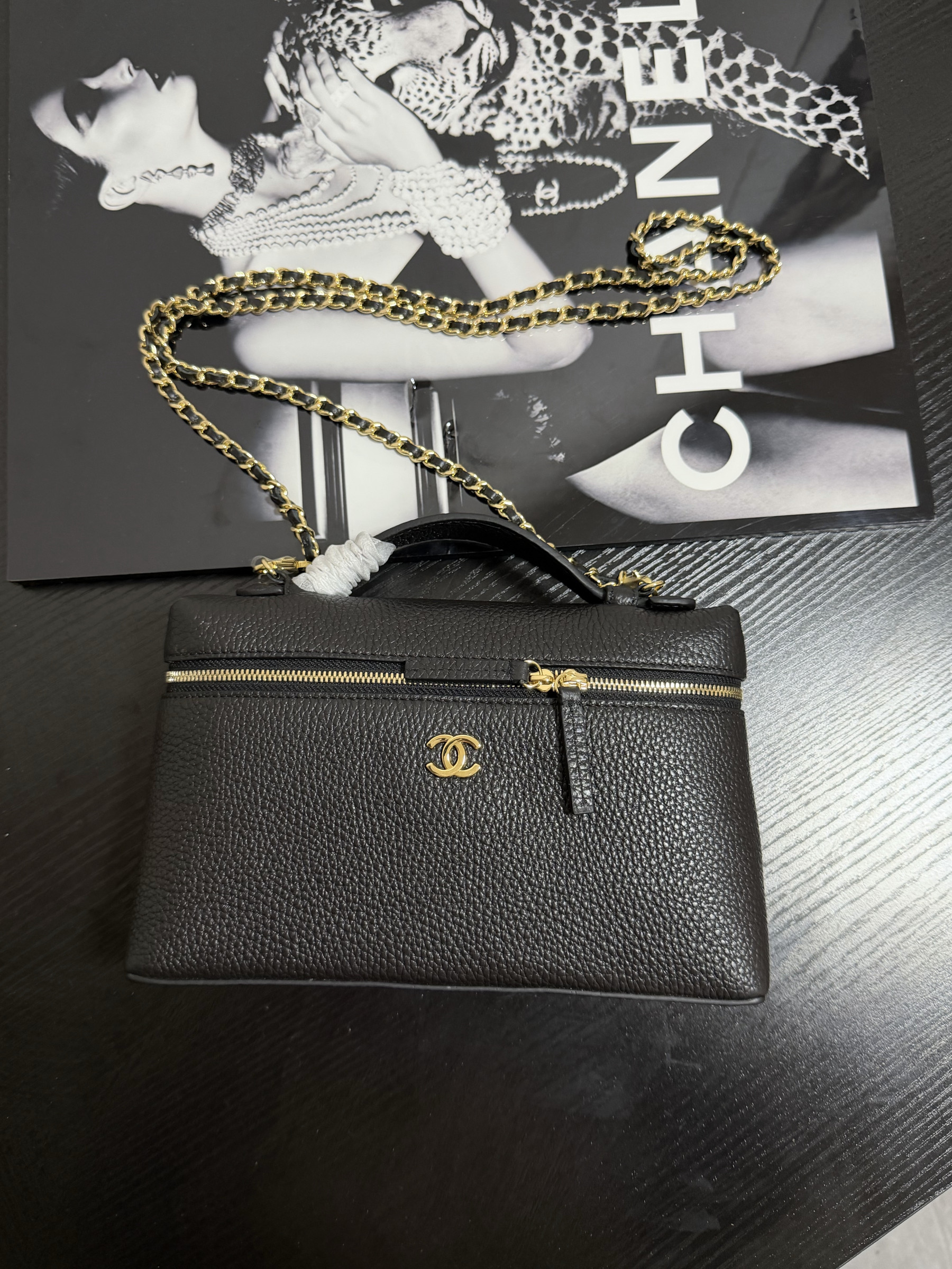 Ch**el classic vanity with chain handbag ap5347 15x23x5cm
