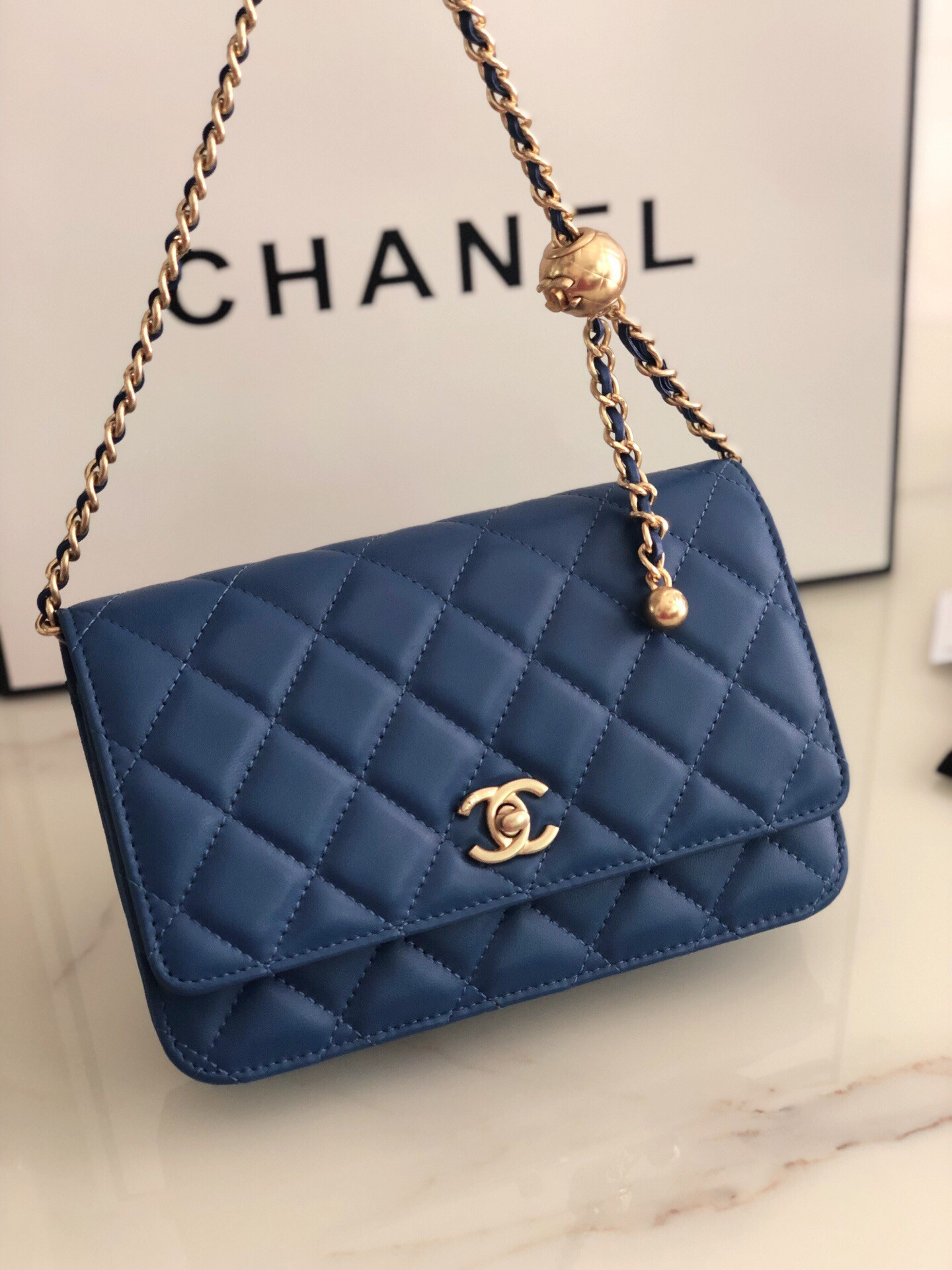 Ch**el woc wallet on chain 19cm