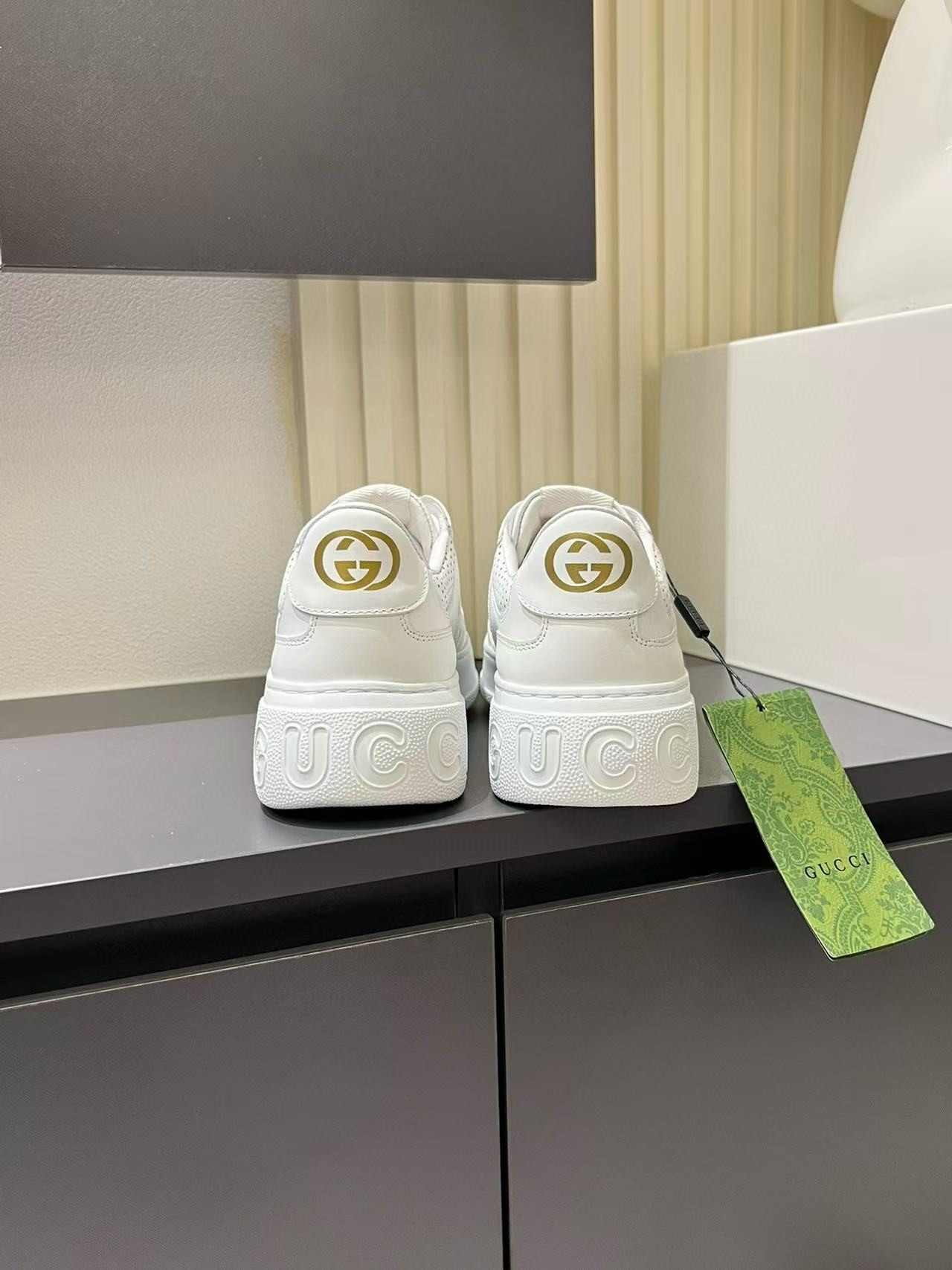 UA Gvc*1 GG Embossed Sneakers