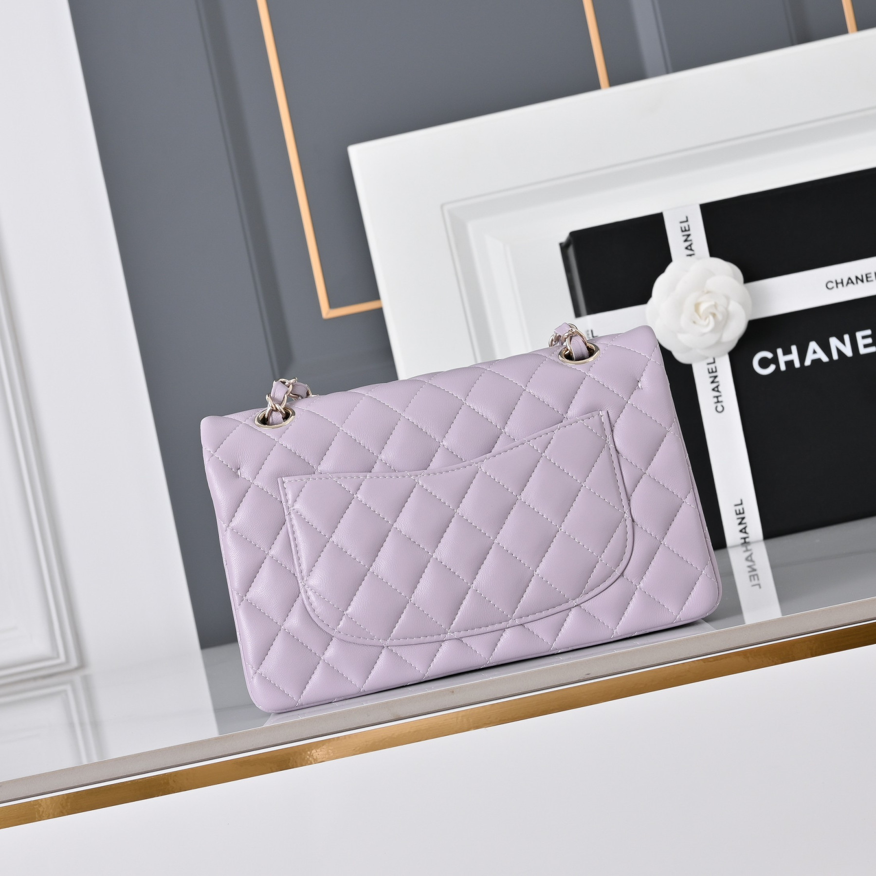 Ch**el classic flap handbag light purple with light gold hardware a01113 23x14.5x6cm