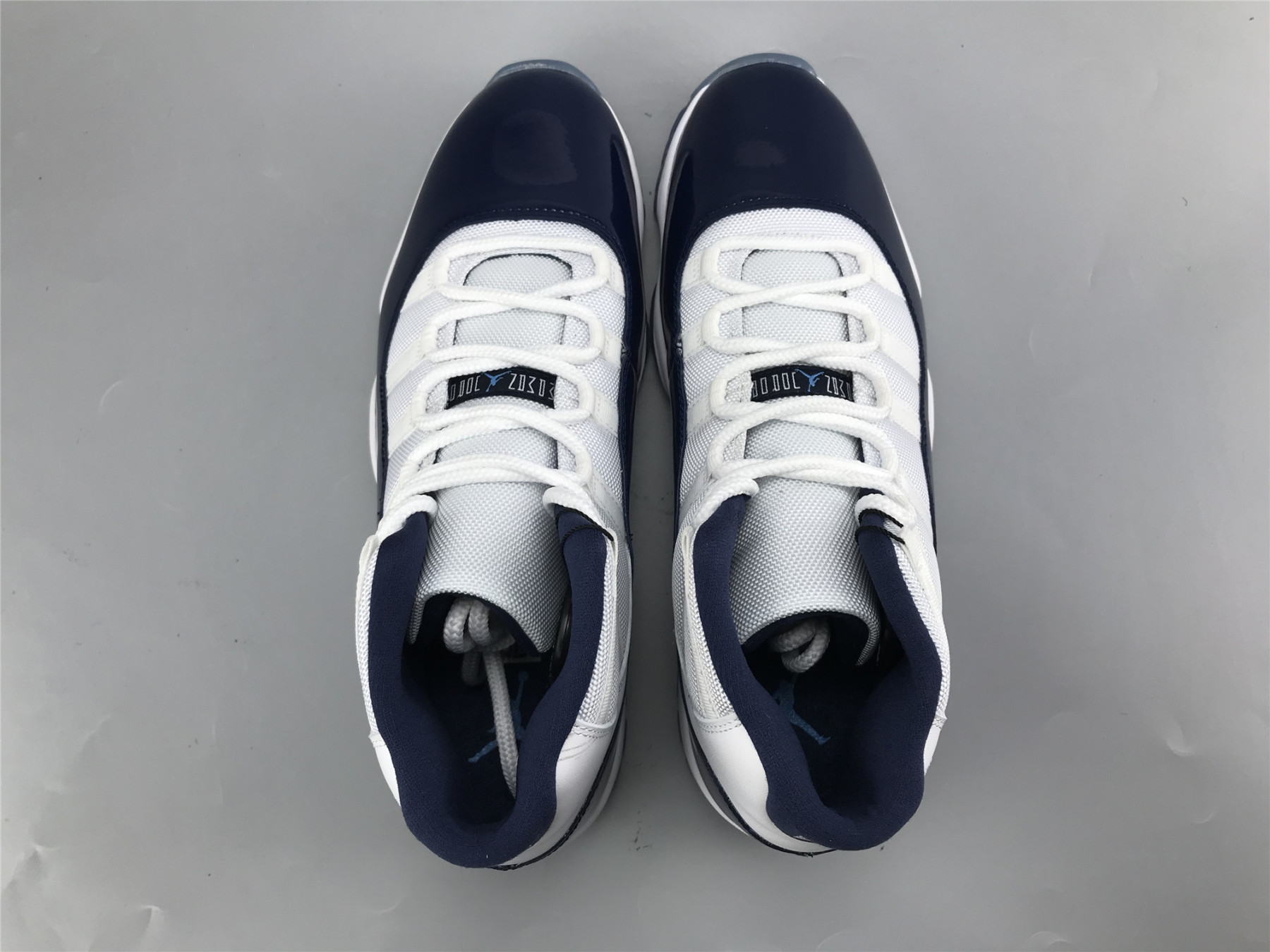 UA AIR JORDAN 11 RETRO 