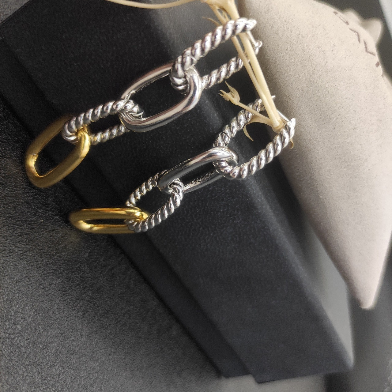 dau1d Yvrm*n earrings