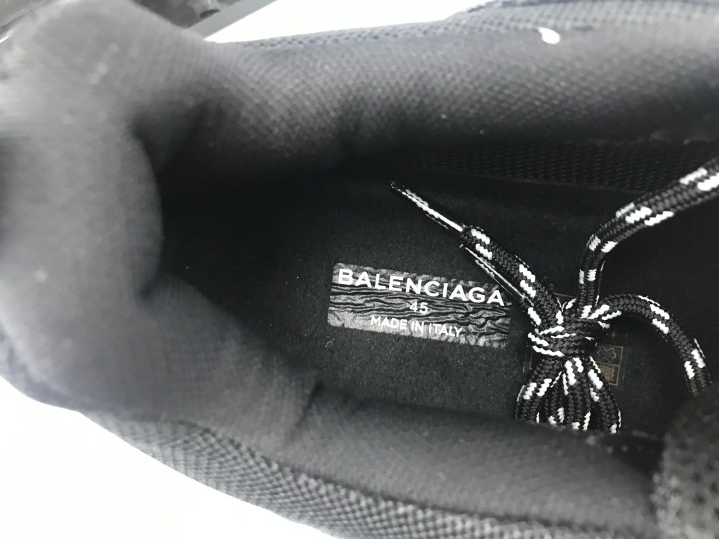UA PARIS TRIPLE S "TRIPLE BLACK"