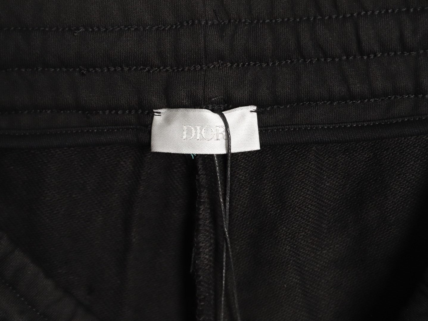 D10r shorts