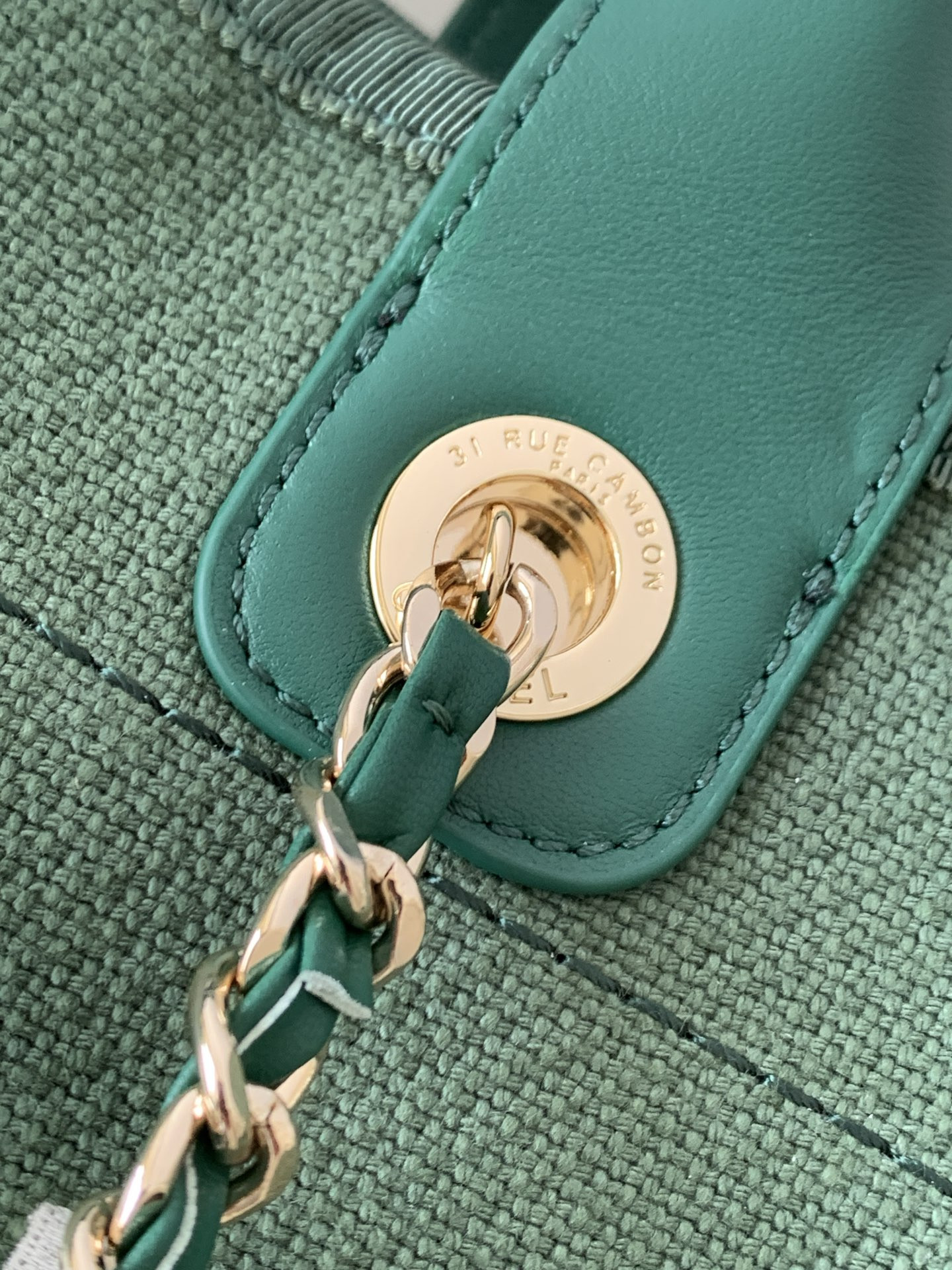 Ch**el deauville tote shopping bag 33x22x13cm
