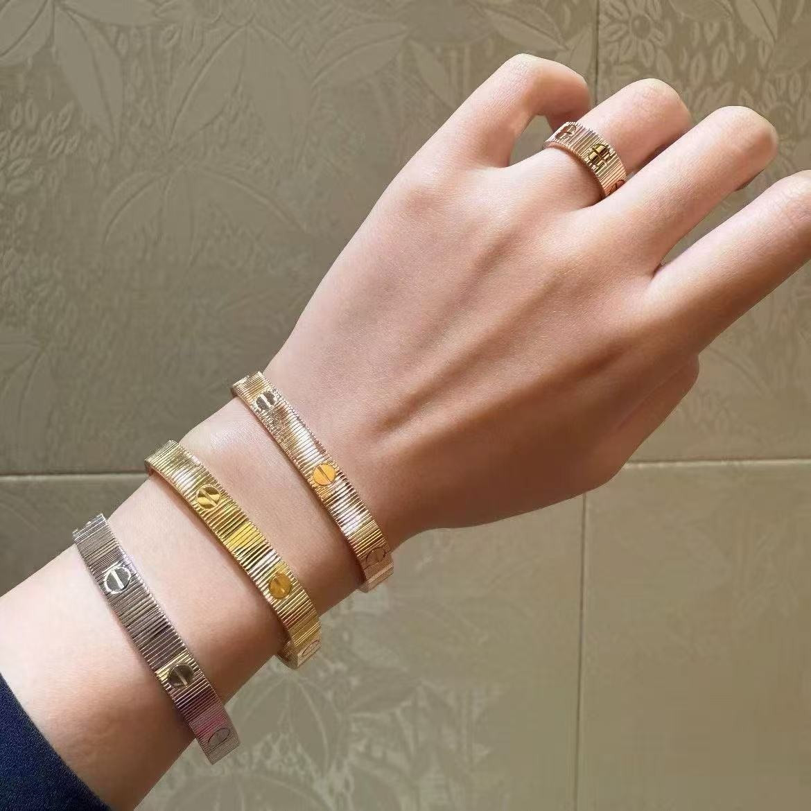 Ca*t1er Bracelet