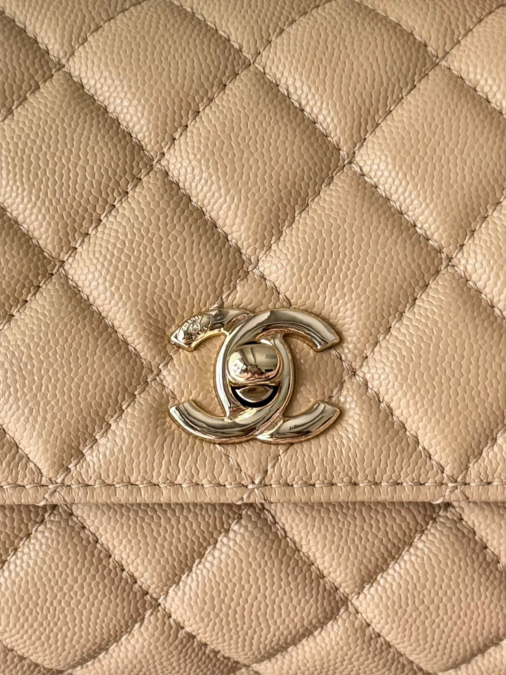 Ch**el mini coco handle 13x19x9cm