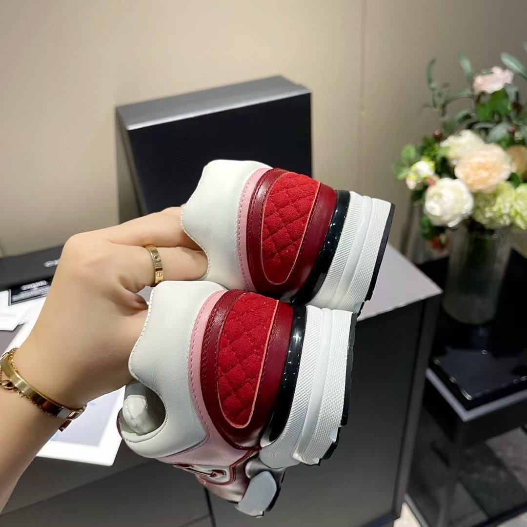 UA Ch**el SNEAKERS
