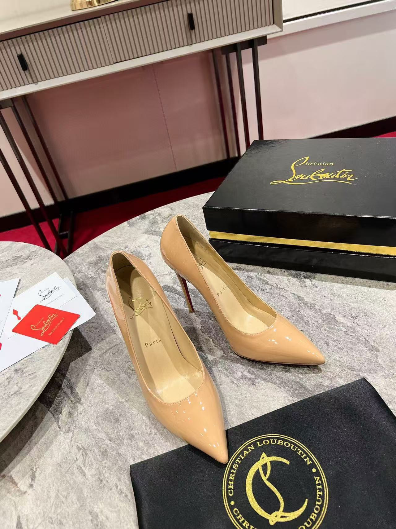 ua chr1st1an louboutin cl red-botT0m shoes