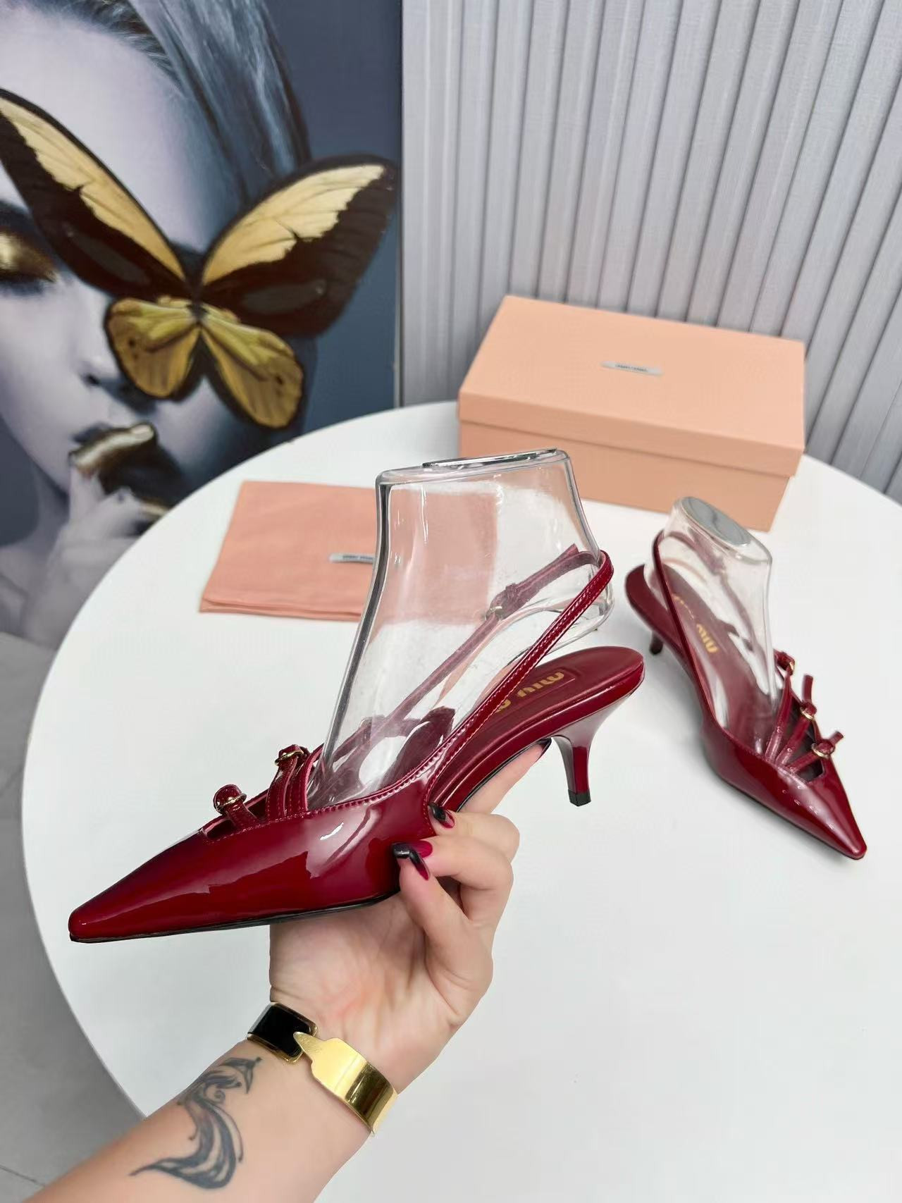 ua M1v M1v slingbacks with buckles