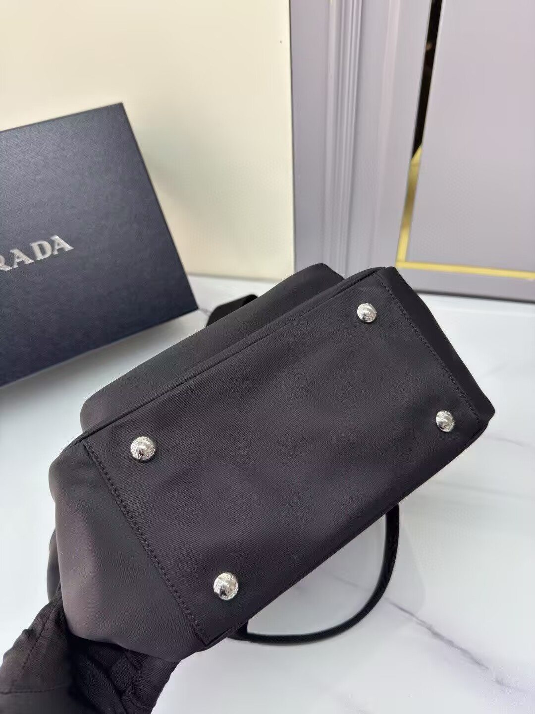 Pra*a re-nylon tote bag 22x26x13cm