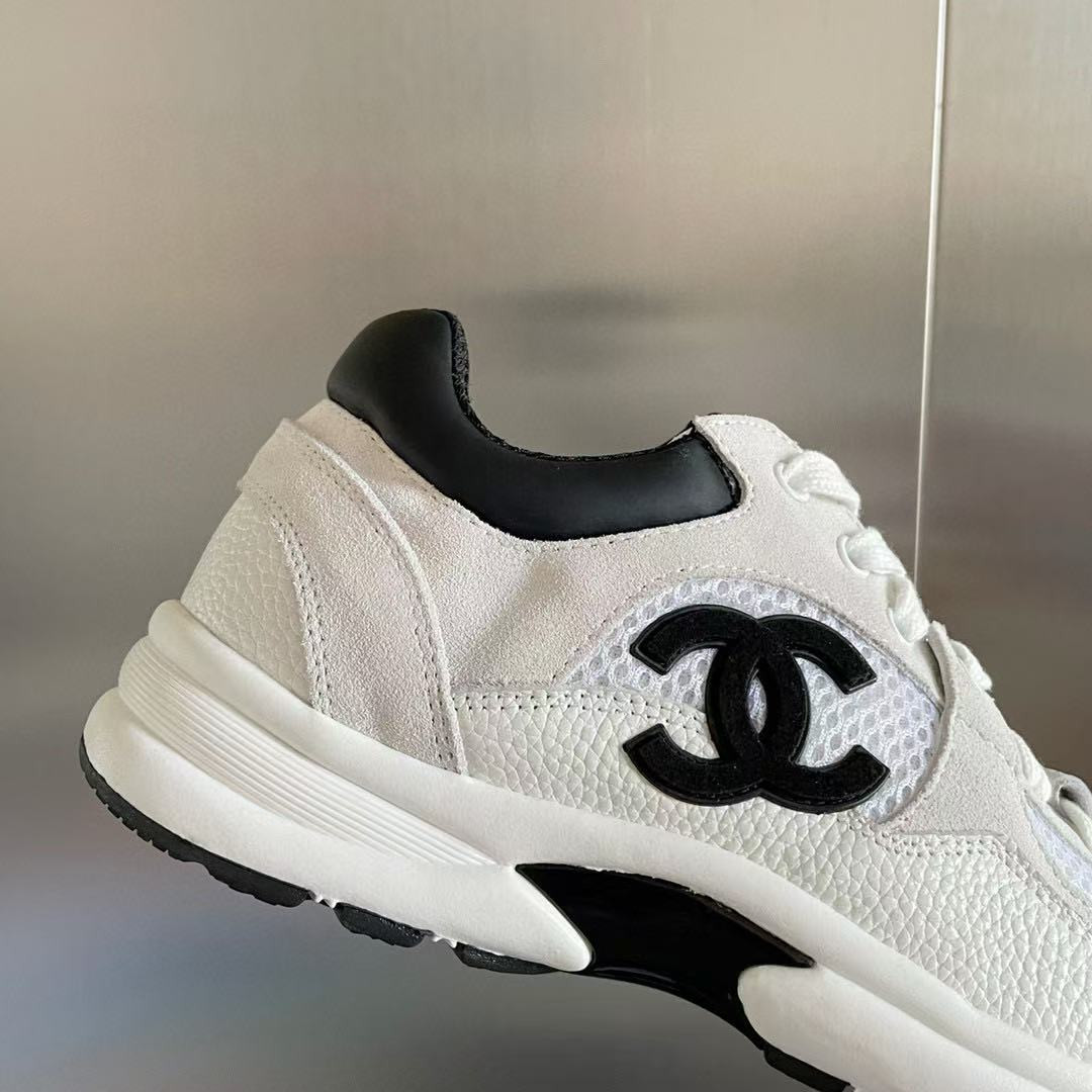 UA Ch**el SNEAKERS
