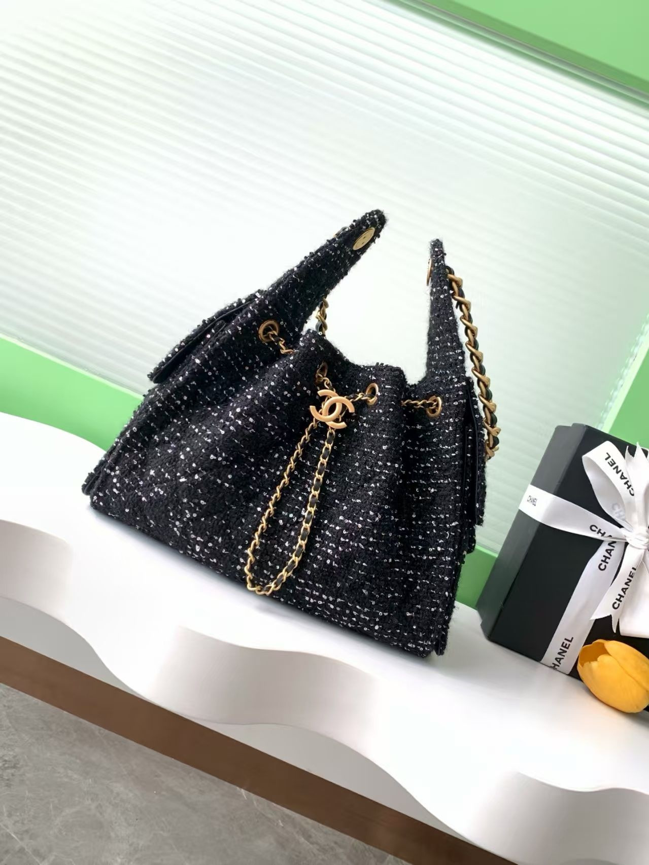 Ch**el 25 Bucket Tweed Bag 26x30x14cm
