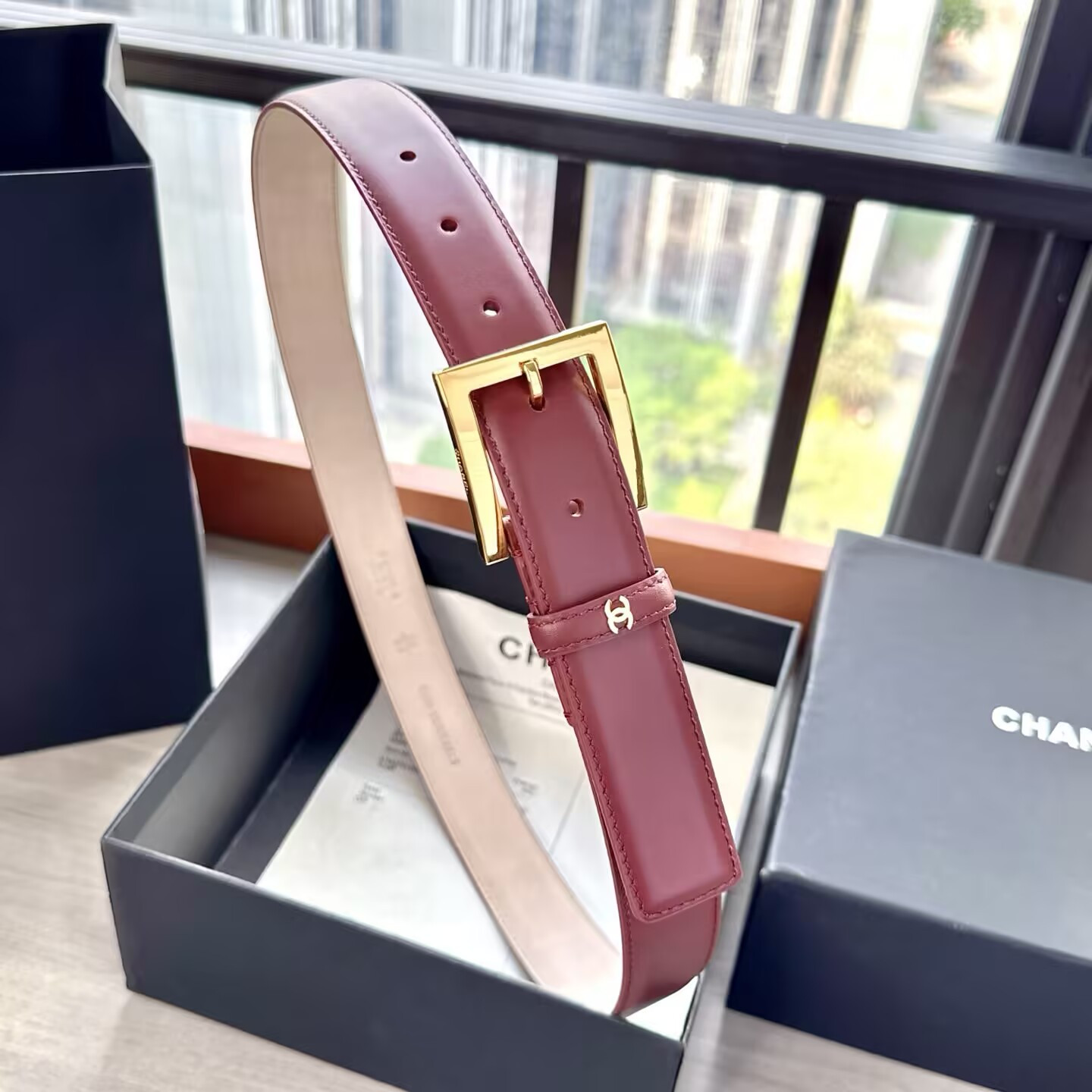 Ch**el belt