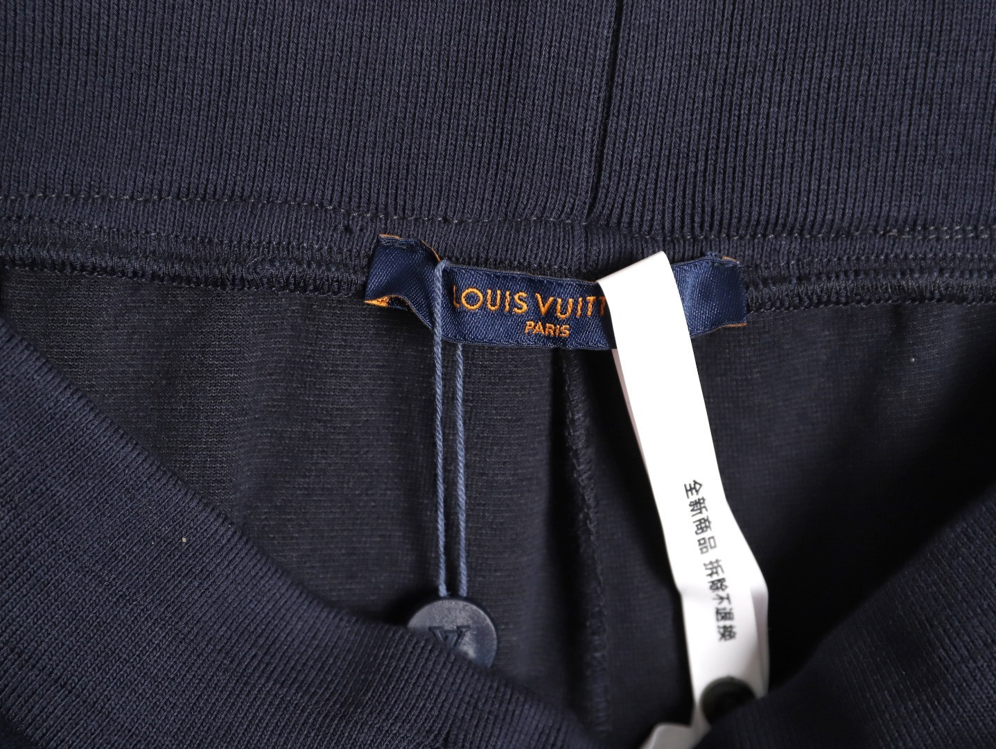 l0vis Vvtt0n lv pants suit