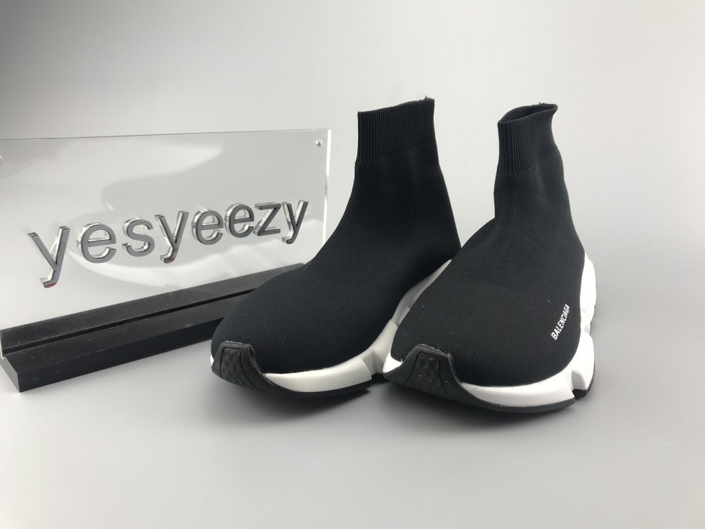 UA SPEED TRAINERS BLACK WHITE BLACK