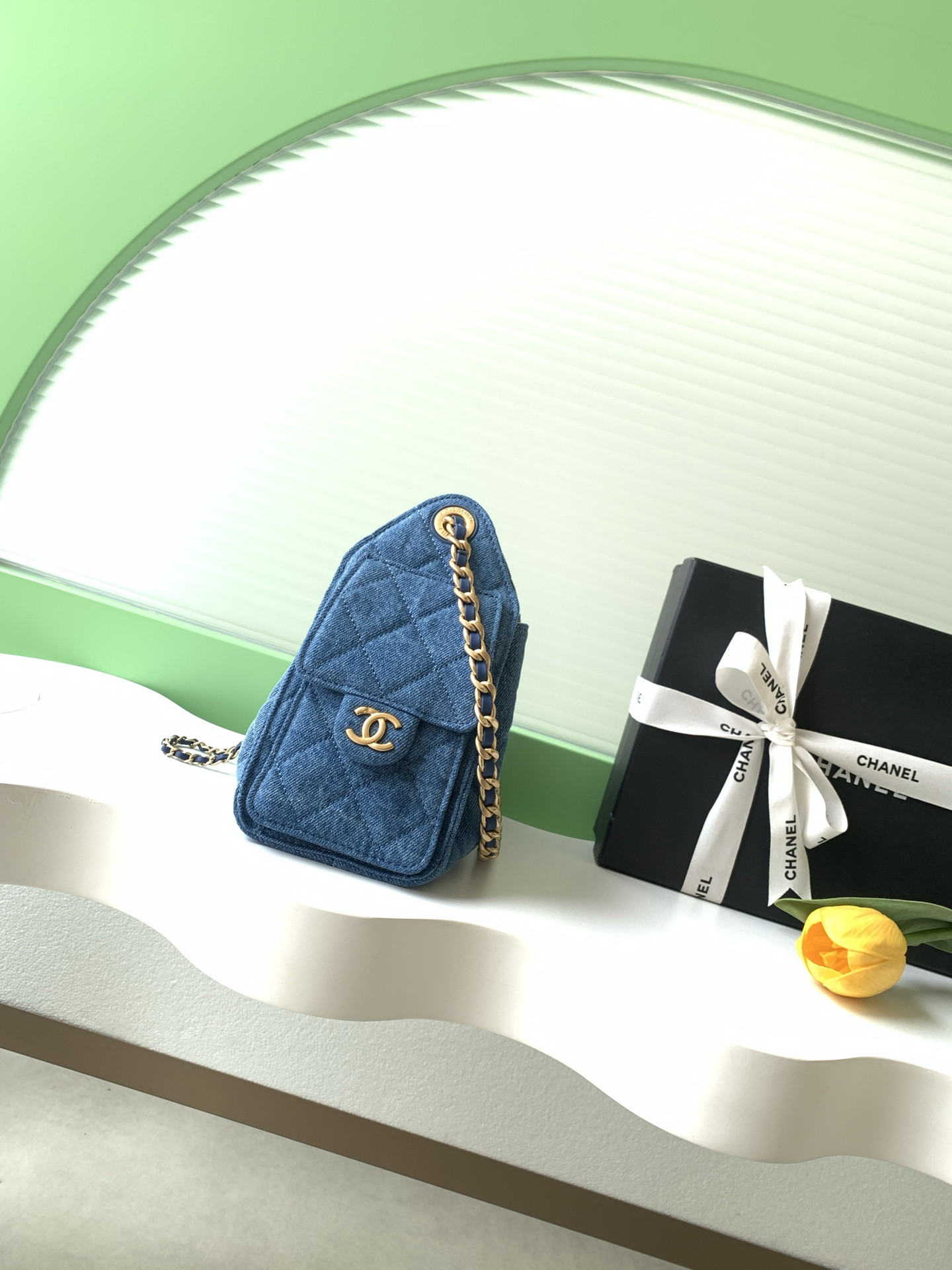 Ch**el 25c bucket bag 20x22x12.5cm
