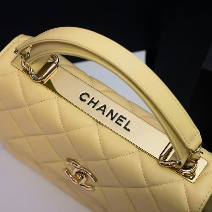 Ch**el flap bag with top handle 17x25x12cm
