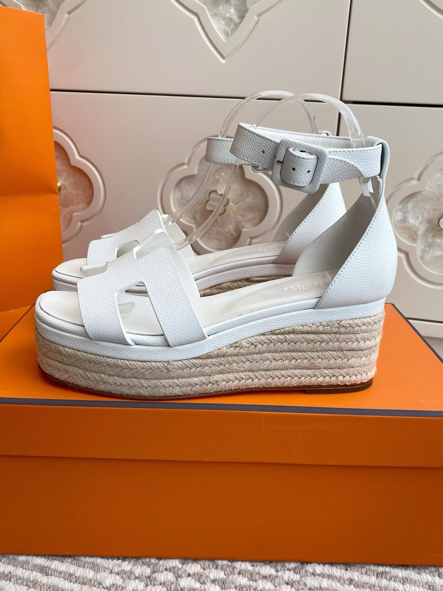 ua H**me5 elda spanish woven shoes
