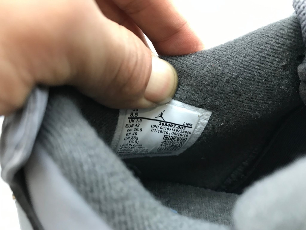 UA AIR JORDAN 4 RETRO "COOL GREY 2019 RELEASE"